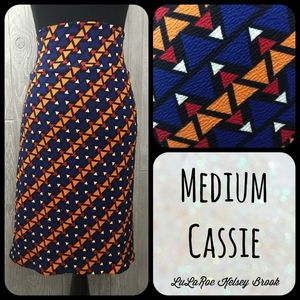 Lularoe Medium Cassie